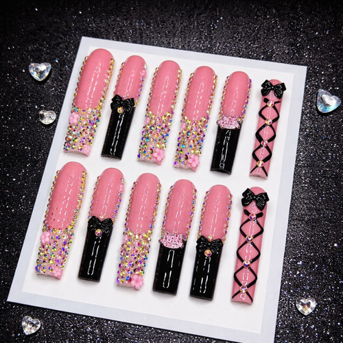 Pretty in Punk Press-On Nail Set